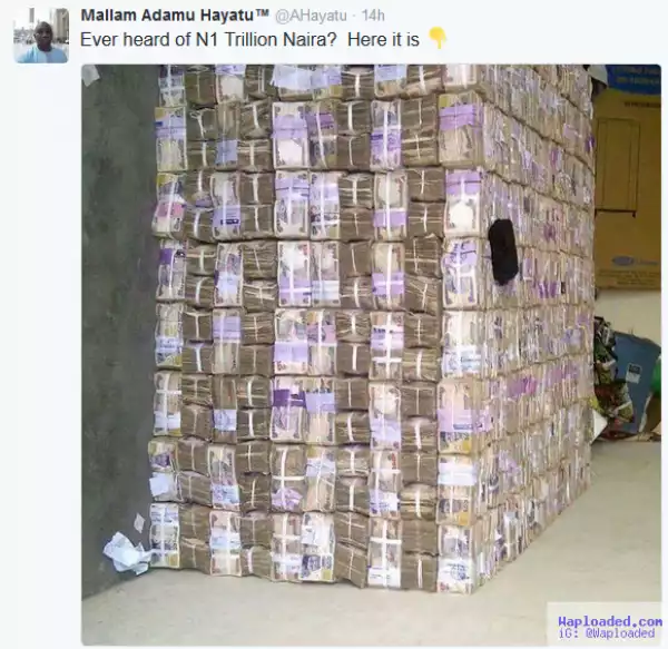 Ever seen what almost half a billion naira looks like? Look at it!